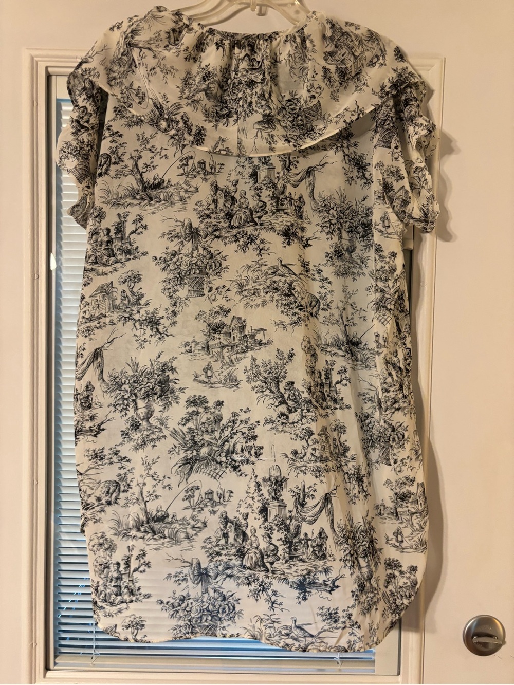 Victoria's Secret Gold Label Vintage Nightgown - Picture 5 of 9